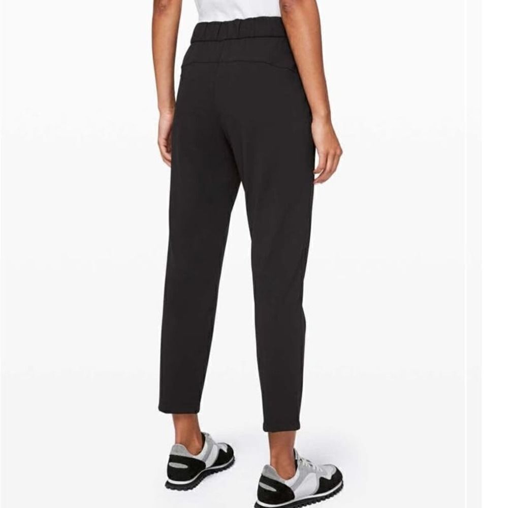 Lululemon On the Fly 7/8 Pant - Picture 2 of 6